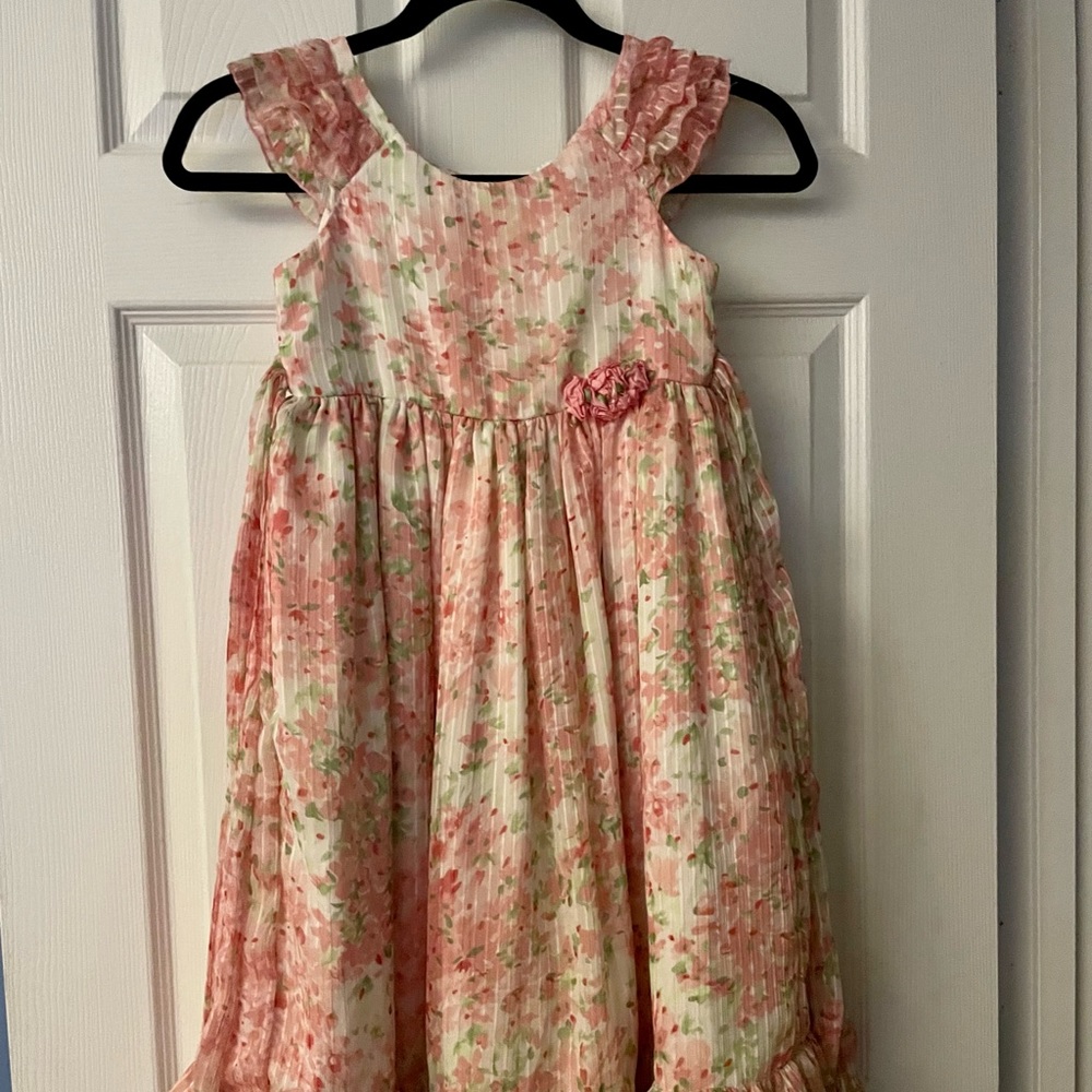 Girls dress
